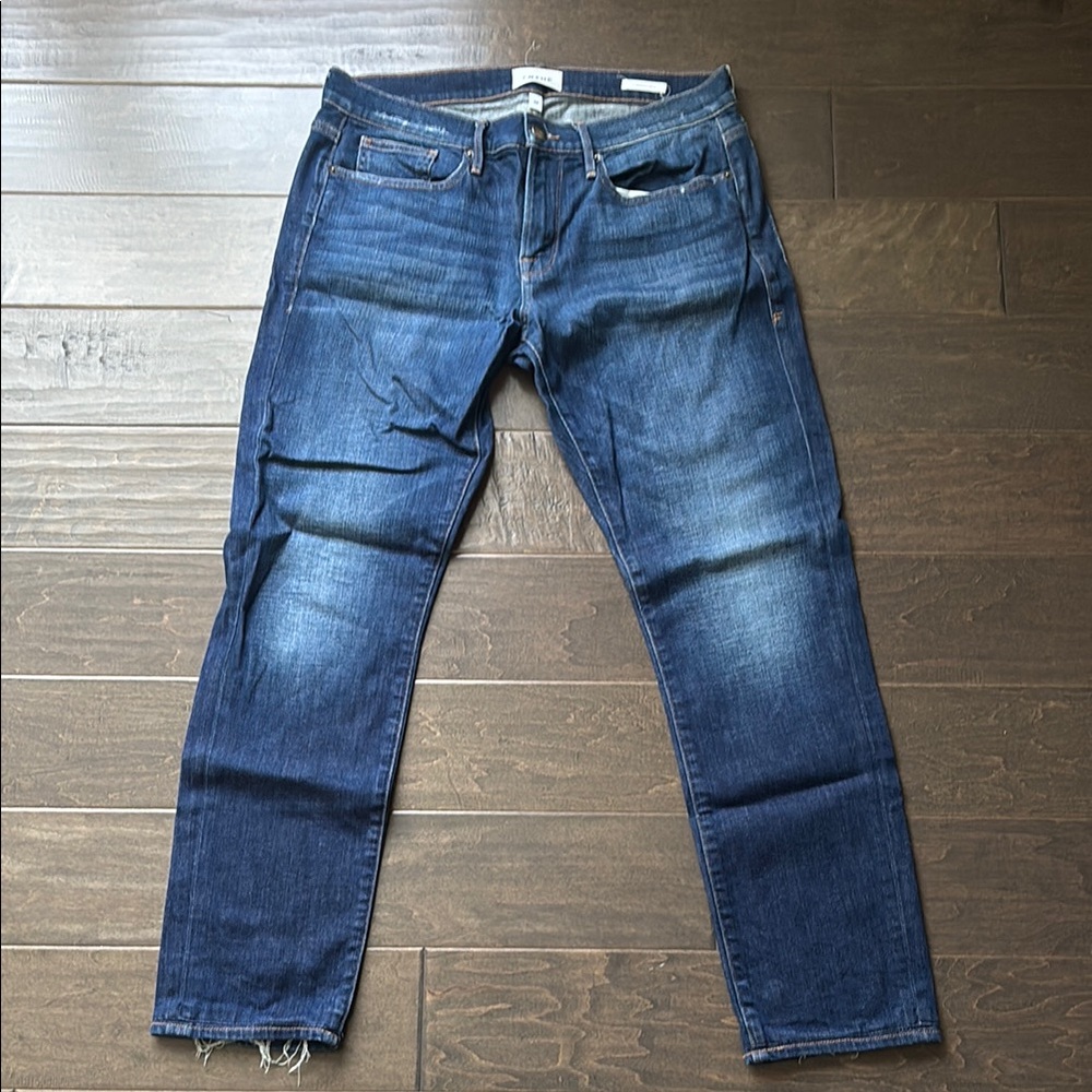 Frame Denim Blue Slim Jeans with Classic Style
